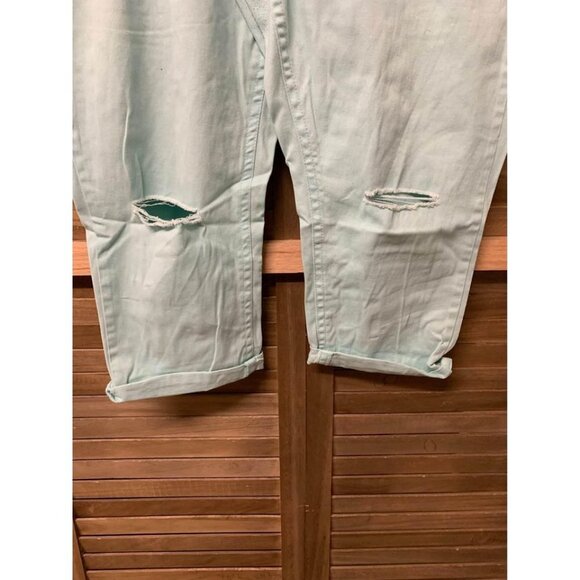 Rue 21 Y2K Distressed Denim Capris Pants Women's Plus Size 18 Light Blue P8 - Picture 2 of 6